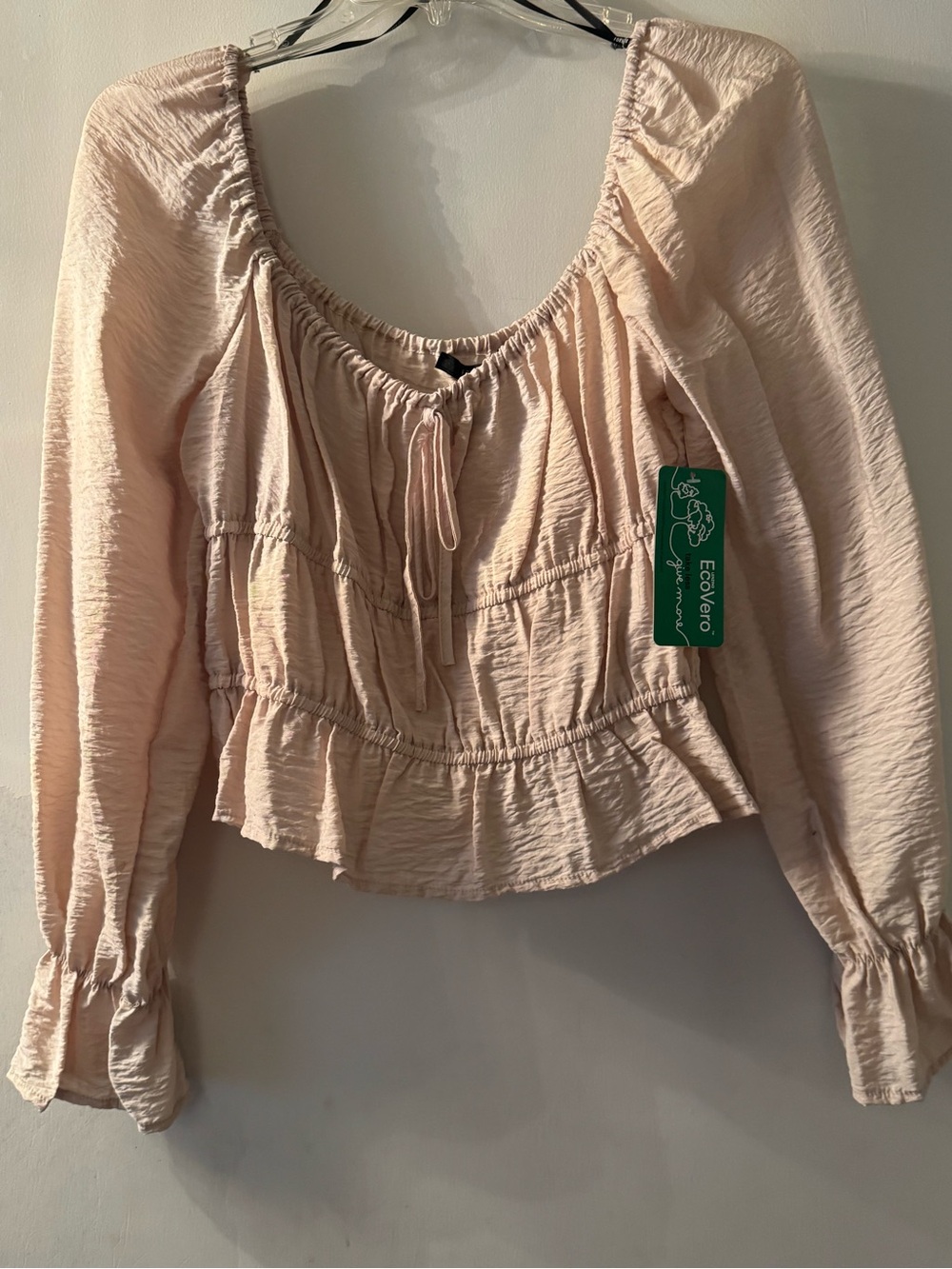 Forever 21 Blouson Peplum Top in Pale Pink